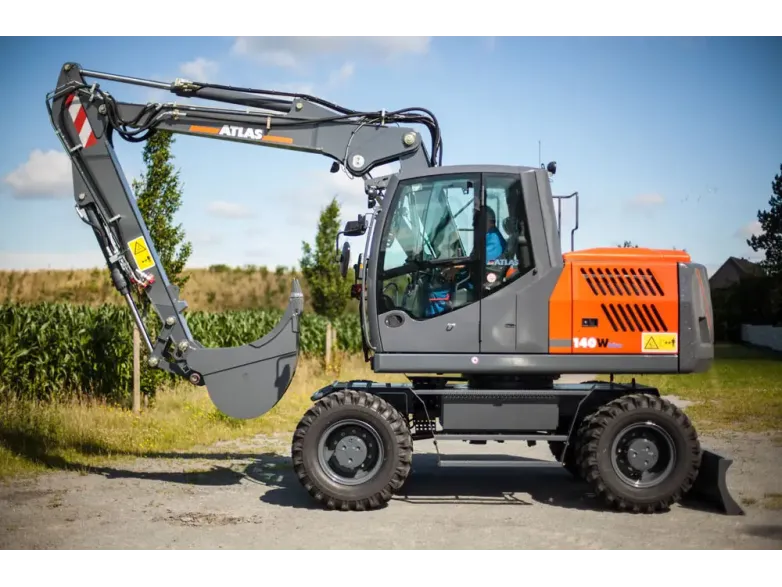 Колёсный экскаватор Atlas 140W | Спецтехника фото №1