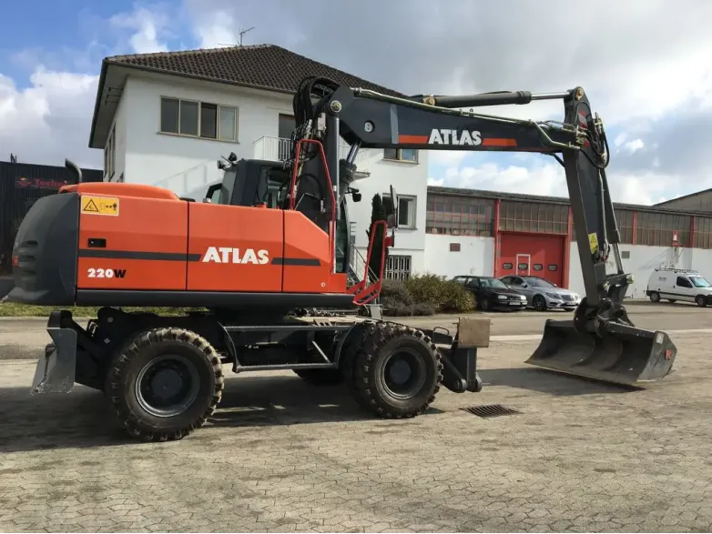 Колёсный экскаватор Atlas 220W | Спецтехника фото №2