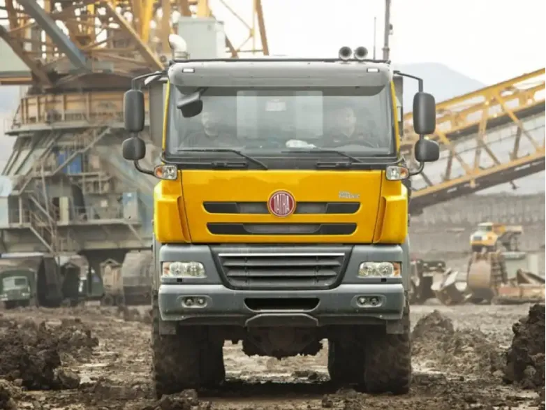 Самосвал TATRA 6x6 с односторонней разгрузкой | Спецтехника фото №1