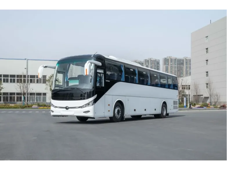 Городской автобус YUTONG ZK6127HQ | Спецтехника фото №3