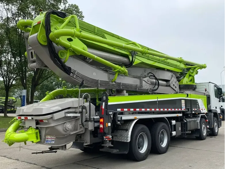 Автобетононасос Zoomlion 8х4, 49 м | Спецтехника фото №2